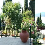 Διαμέρισμα Panoramic Lake View Apartments With Pool & Breakfast *