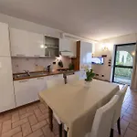 Panoramic Lake View Apartments With Pool & Breakfast *