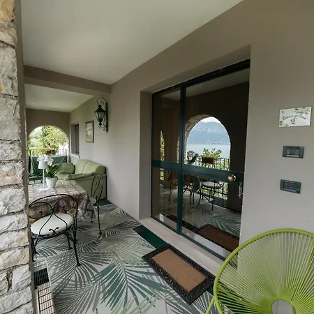 Panoramic Lake View Apartments With Pool & Breakfast * Torri Del Benaco