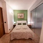 Appartamento Panoramic View With Pool & Breakfast