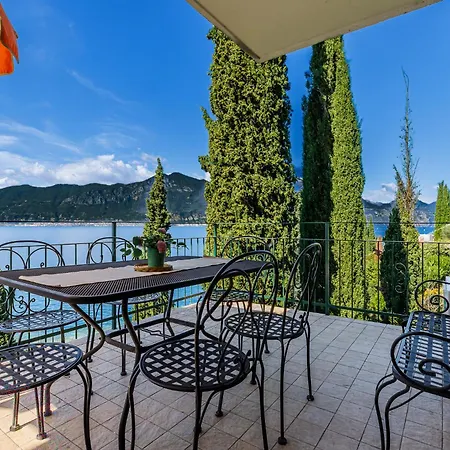 Panoramic View With Pool & Breakfast