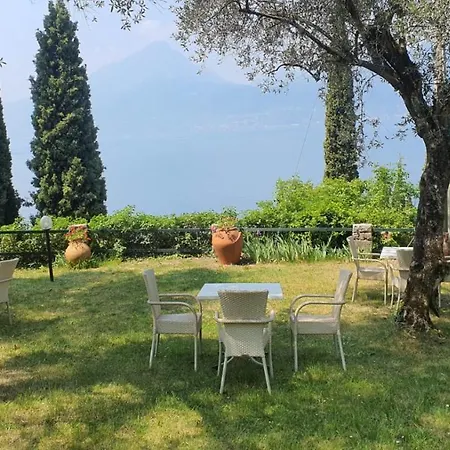 Wonderful View With Pool With Breakfast Gardasee *