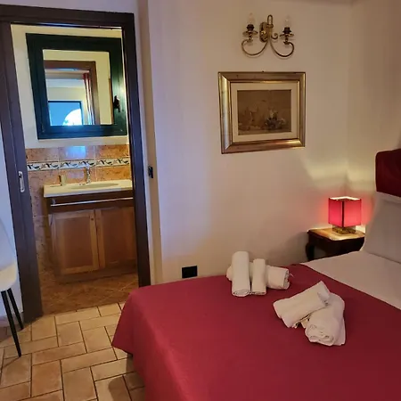 Wonderful View With Pool With Breakfast Gardasee Apartment Torri Del Benaco
