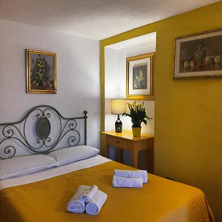 Apartment Wonderful View With Pool With Breakfast Gardasee Torri Del Benaco