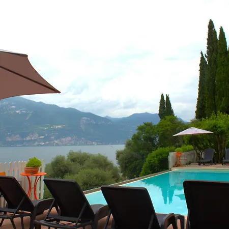 Apartamento Wonderful View With Pool With Breakfast Gardasee Torri Del Benaco