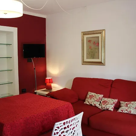 Wonderful View With Pool With Breakfast Gardasee Apartamento