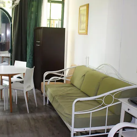 Apartamento Wonderful View With Pool With Breakfast Gardasee