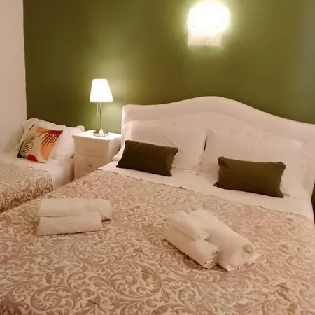 Apartamento Wonderful View With Pool With Breakfast Gardasee *