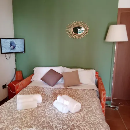Apartment Wonderful View With Pool With Breakfast Gardasee Torri Del Benaco