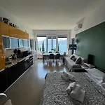 Апартаменты Panoramic Lake View Apartments With Pool & Breakfast