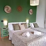 Panoramic Lake View Apartments With Pool & Breakfast *