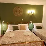 Апартаменты Panoramic Lake View Apartments With Pool & Breakfast