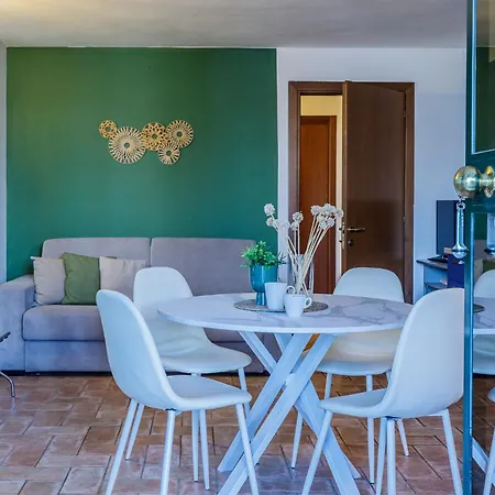 Panoramic View With Pool & Breakfast Apartment Torri Del Benaco