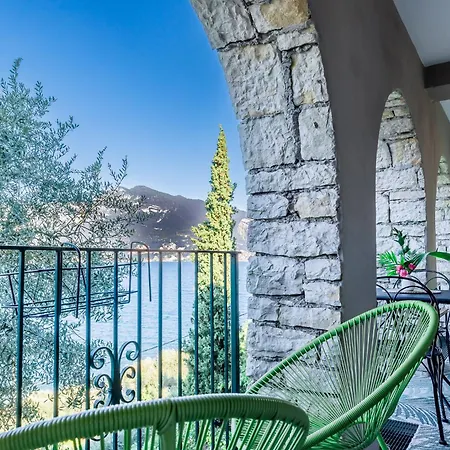 Apartment Panoramic View With Pool & Breakfast