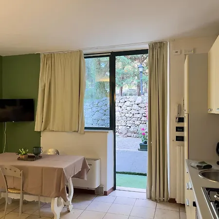 Panoramic View With Pool & Breakfast